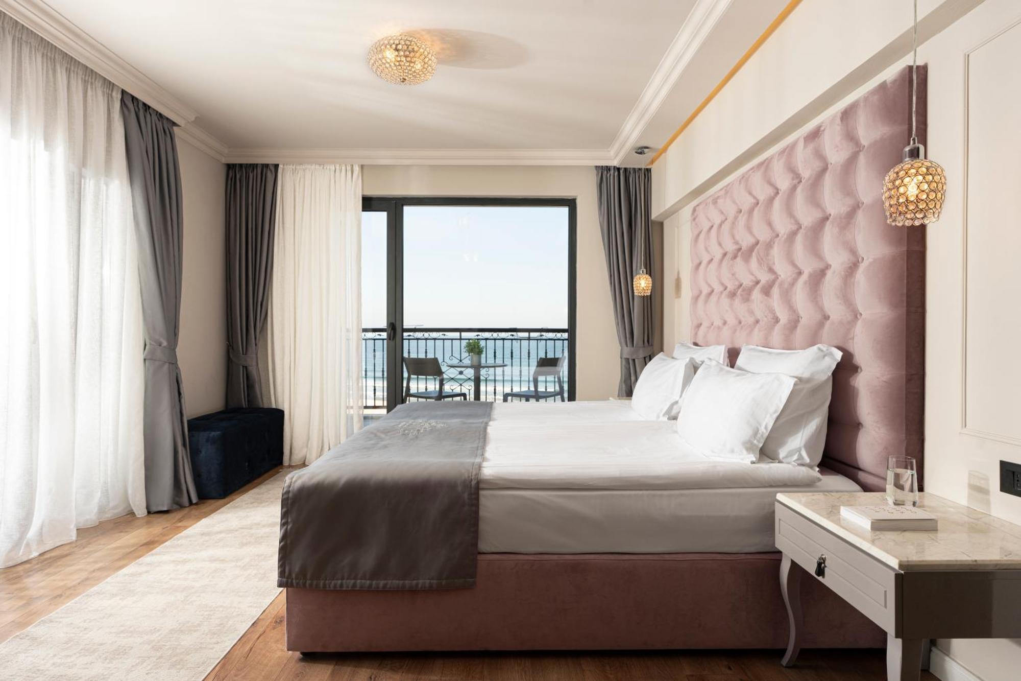 Casa Di Fiore Spa And Medical Hotel, Mineral Pools & Private Beach 克兰内沃 外观 照片 Deluxe room